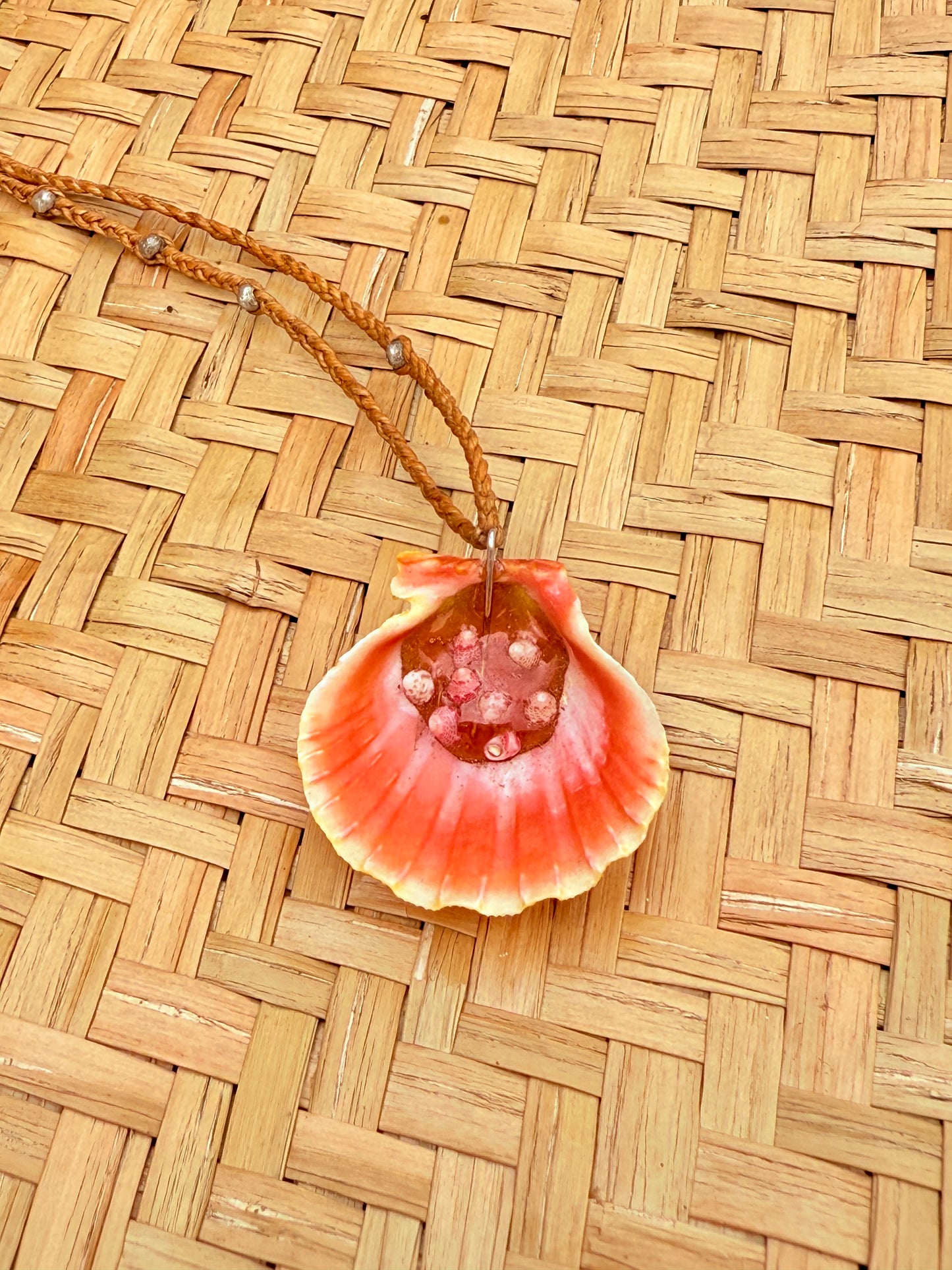 Linen Sunrise Shell Necklace